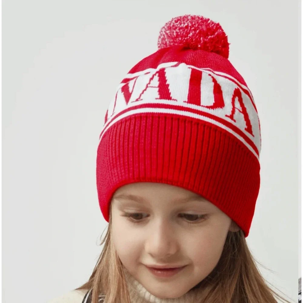 NEW! CANADA GOOSE‎ Kids Merino Wool toque beanie RED